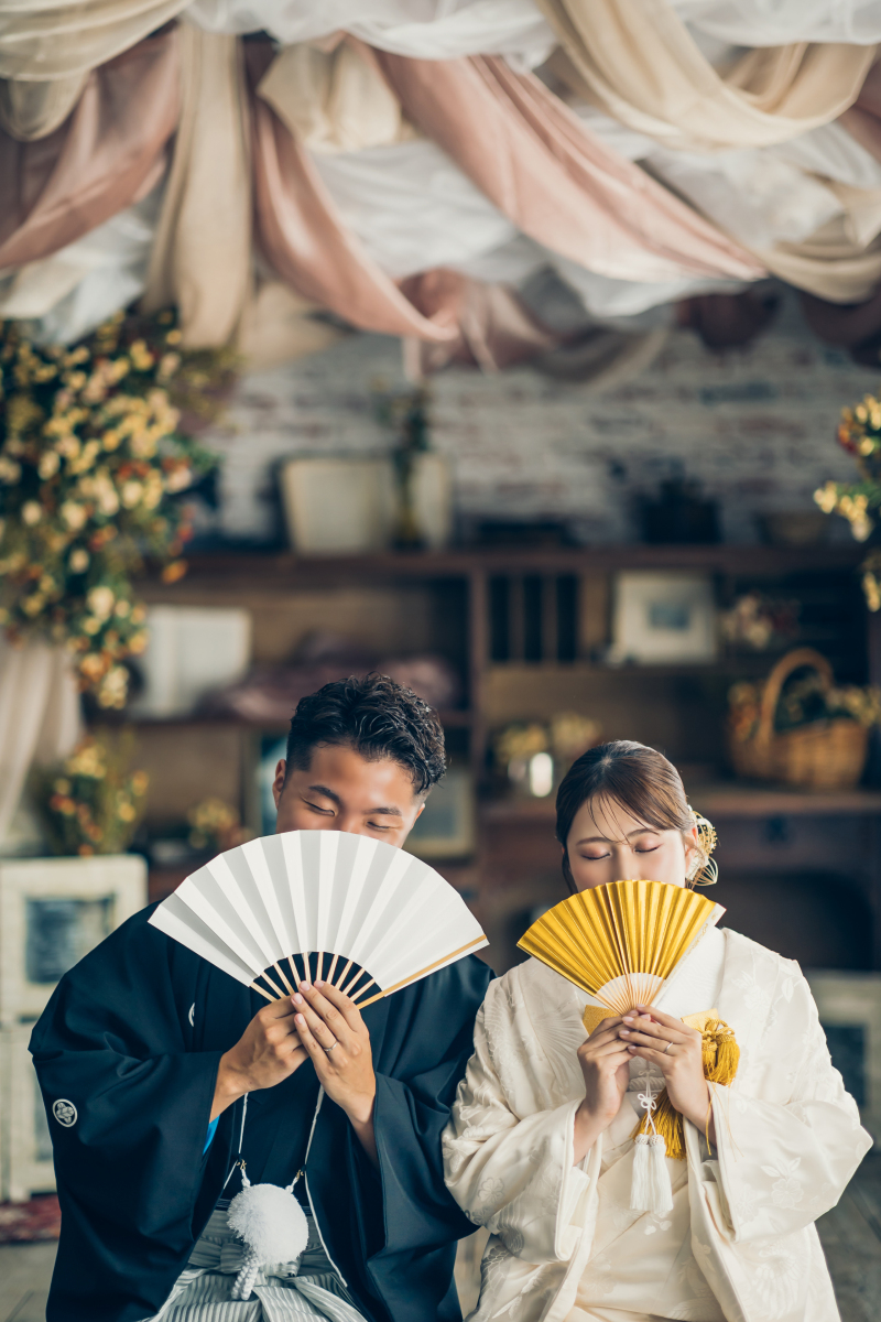 今どきおしゃれなアンティークスタジオで撮影 20カットプラン(衣装追加0円&4日即納)
