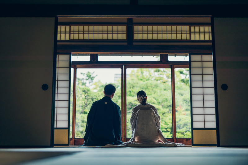 庭園を望める和館&アンティークスタジオでの衣装2点フォトプラン ≪スタジオ撮影・データ70カット・フォトブック付き≫