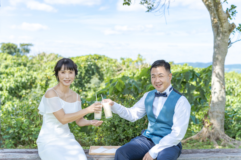 休憩タイム!海の見えるカフェで。フルーツジュース