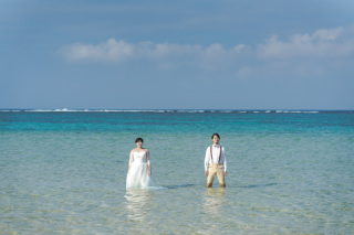 穏やかな晴れの青空の下でイン・ザ・シー！！
