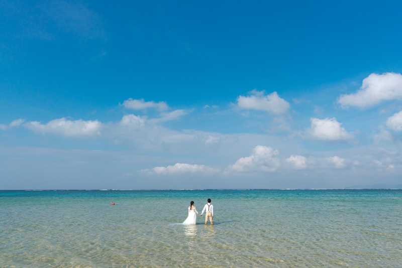 上も下も青。これが石垣島。