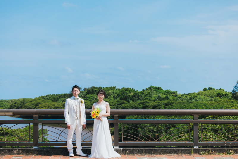 島のいろんな景色を楽しみながら観光も楽しめる、フォトウェディングツアー!