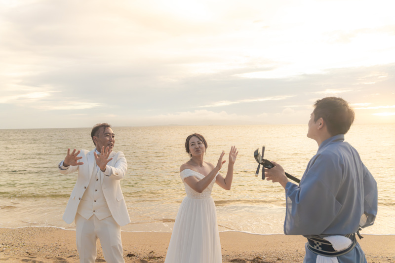 三線生演奏にヘリコプター遊覧も！盛りだくさんの1日！