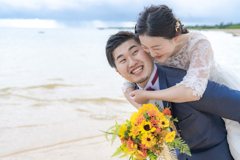 おんぶで二人とも楽しそう!!