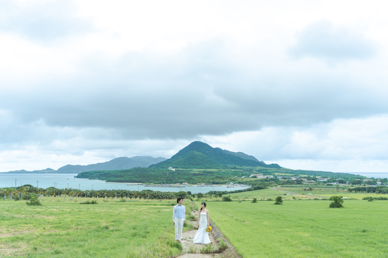 海の見える一本道へ。