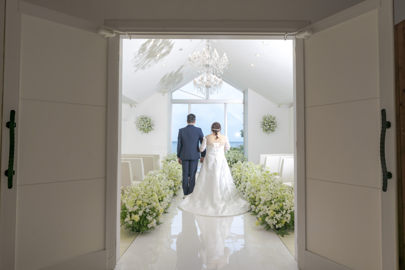 石垣島の海が見えるチャペル！チャペルとビーチで