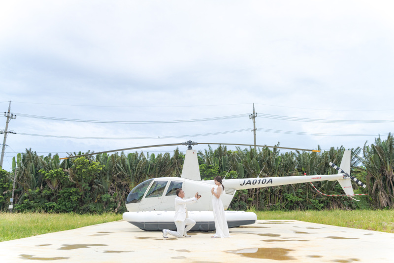 まずは空の散歩から!ヘリコプター遊覧!