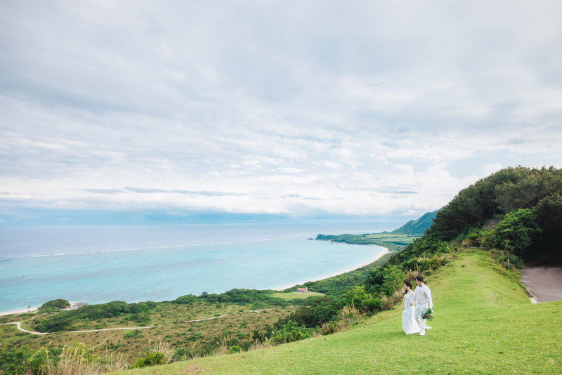 山の上から海を見るとより美しい!