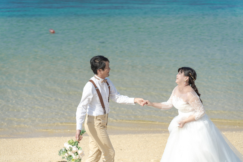 仲良しのお二人。ずっと笑顔が溢れる撮影