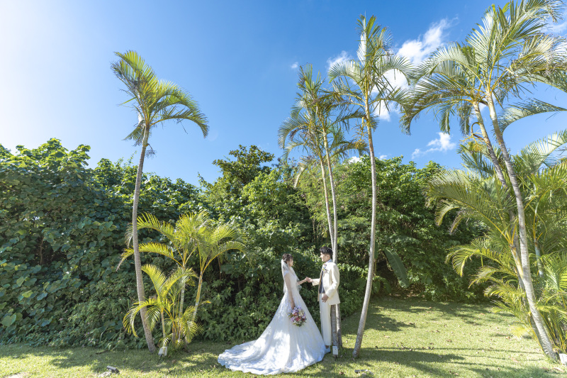 チャペルの外のガーデンも素敵・・・