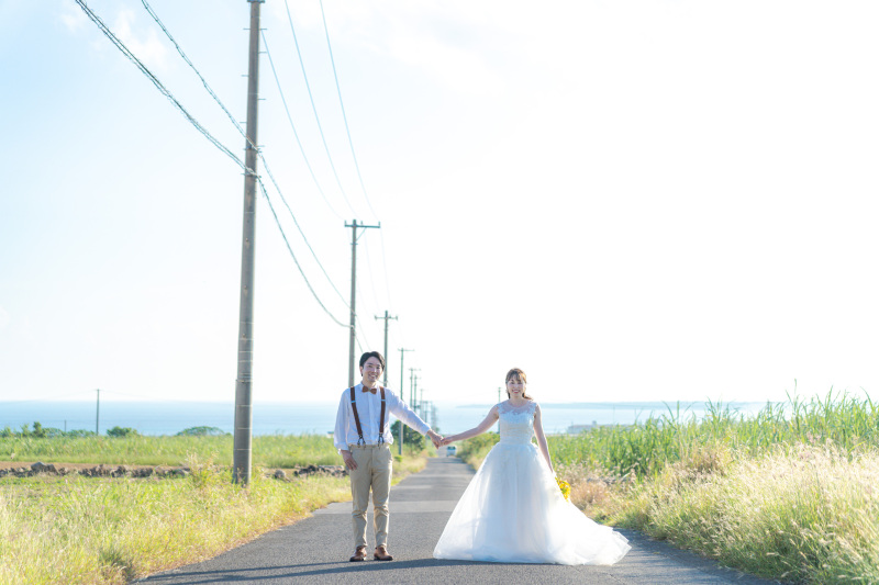 海を一望できる一本道。