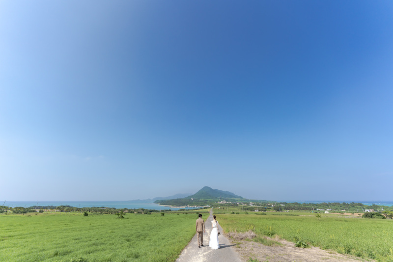 3ヶ所目は海の見える一本道。