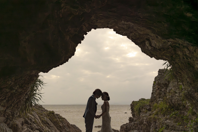 シルエットもまた幻想的。