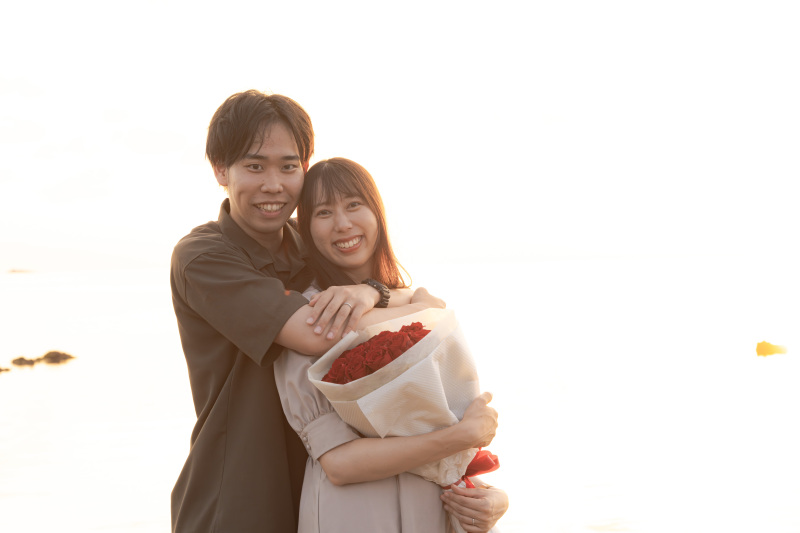 オレンジ色に包まれるお二人。