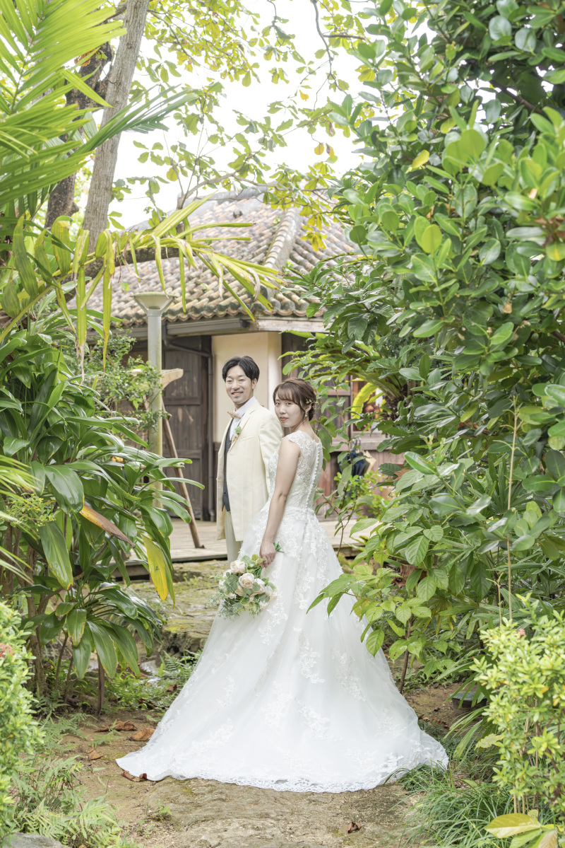 庭園には南国植物もたくさん。植物に囲まれて。