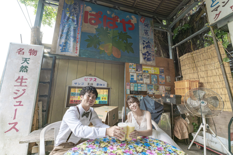 ここで休憩タイム。フルーツジュース屋さんで！