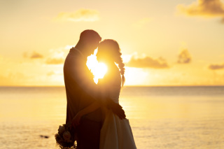 トロピカルサンセットツアー！ヤシの木並木＋一本道＋ビーチ＋サンセット