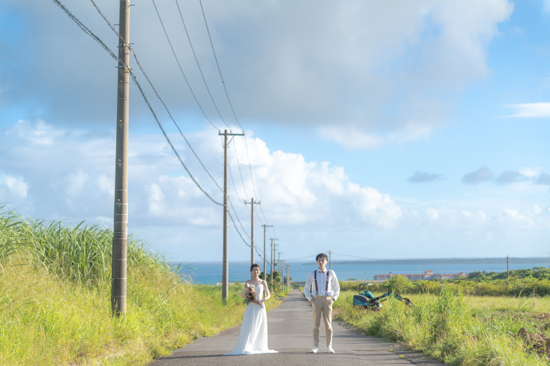サンセットスポット。まずは海の見える一本道