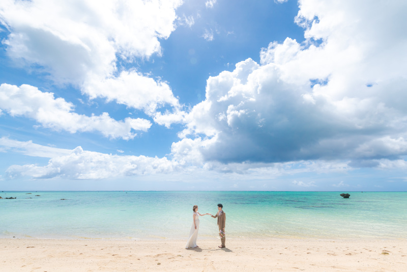 まずは石垣島の素敵な海で撮影スタート!