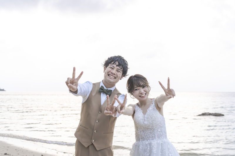 笑顔の素敵なおふたりで撮影はノリノリに。