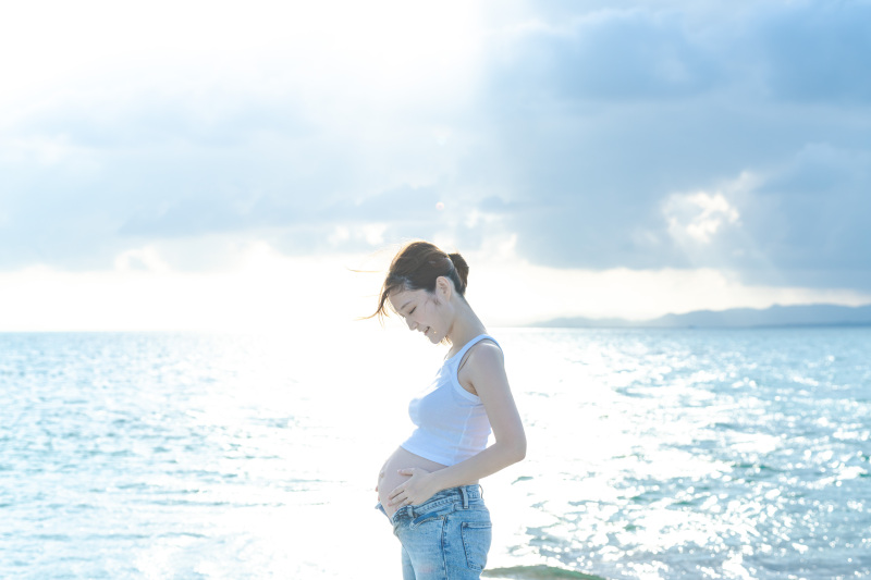 産まれる前の初めての記念撮影マタニティフォト