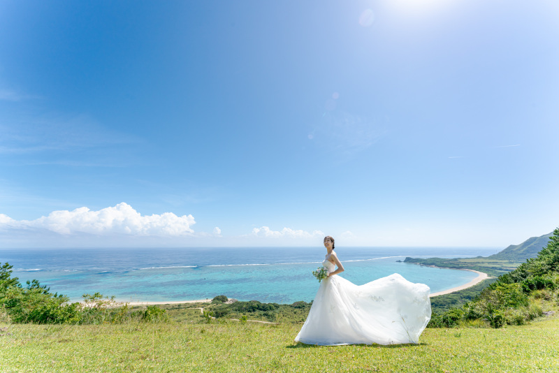 BlueSoda石垣島/宮古島クラフトフォトウェディング_衣装の追加料金がない