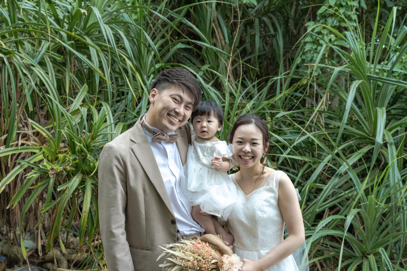 BlueSoda石垣島/宮古島クラフトフォトウェディング_家族・友人を撮影に呼べる