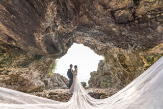 洞窟Cave【何万年もかけて作られた石垣島の洞窟】海とも森とも違う雰囲気。洞窟から見える海も素晴らしい。