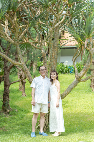 私服チェンジ【お揃いのアロハシャツやTシャツなども着て撮影ができます】お気に入りのアロハシャツや、オリオンビールTシャツなど、私服でも撮影が可能です。