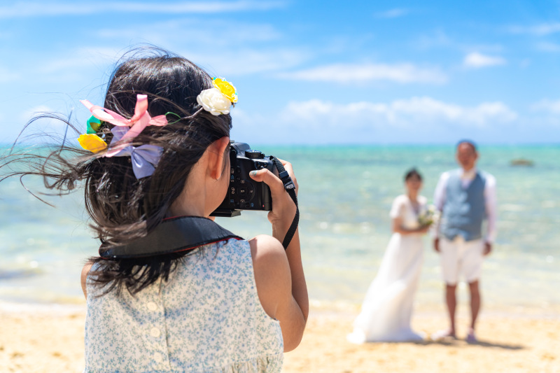 BlueSoda石垣島/宮古島クラフトフォトウェディング_家族・友人を撮影に呼べる