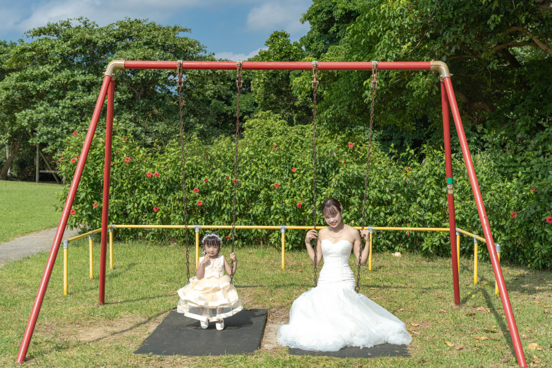 BlueSoda石垣島/宮古島クラフトフォトウェディング_家族・友人を撮影に呼べる