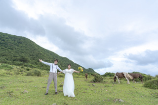 BlueSoda石垣島/宮古島クラフトフォトウェディング_大草原の孤島