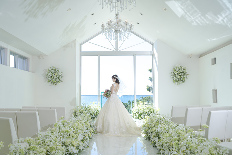 BlueSoda石垣島/宮古島クラフトフォトウェディング_ウエディングドレスが豊富