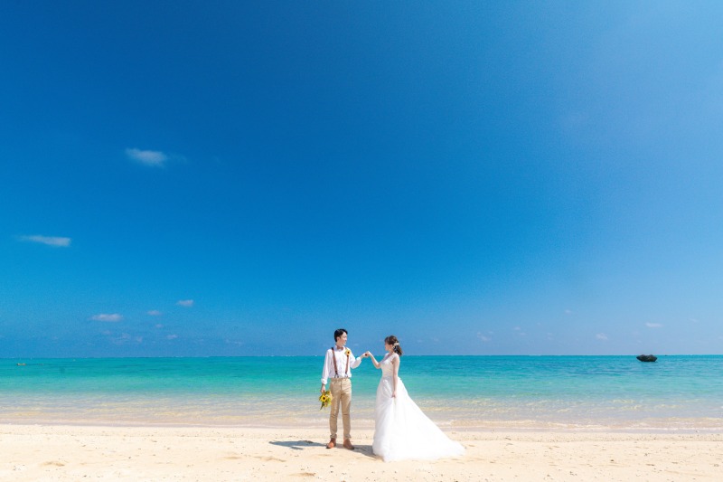 BlueSoda石垣島/宮古島クラフトフォトウェディング_衣装の追加料金がない