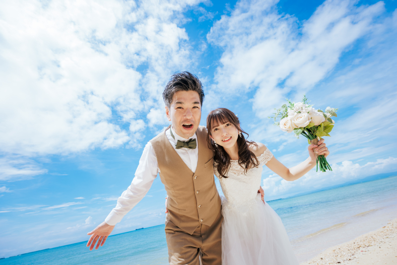 お二人の自然な姿を残すことを心掛けています。
もちろんポーズの写真も撮りますが、バランスよく、ご希望に合わせて撮影いたします。