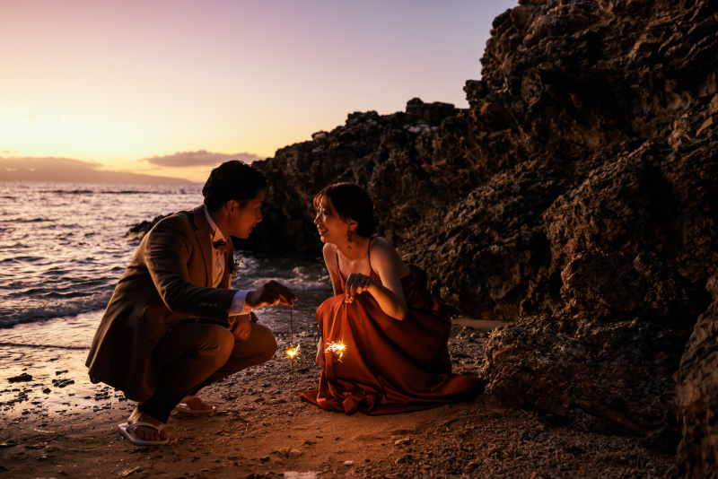 サンセットの幻想的な雰囲気の撮影の大得意。ロマンティックな写真もお任せください。