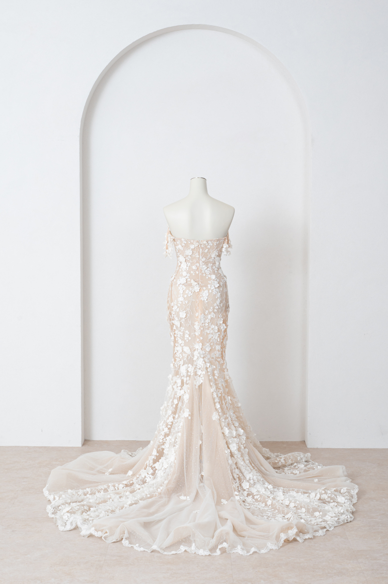 Galia Lahav:Maya