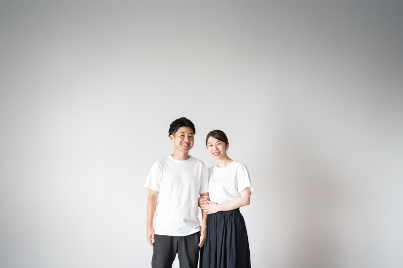 笑顔さえあれば背景はシンプルでいい