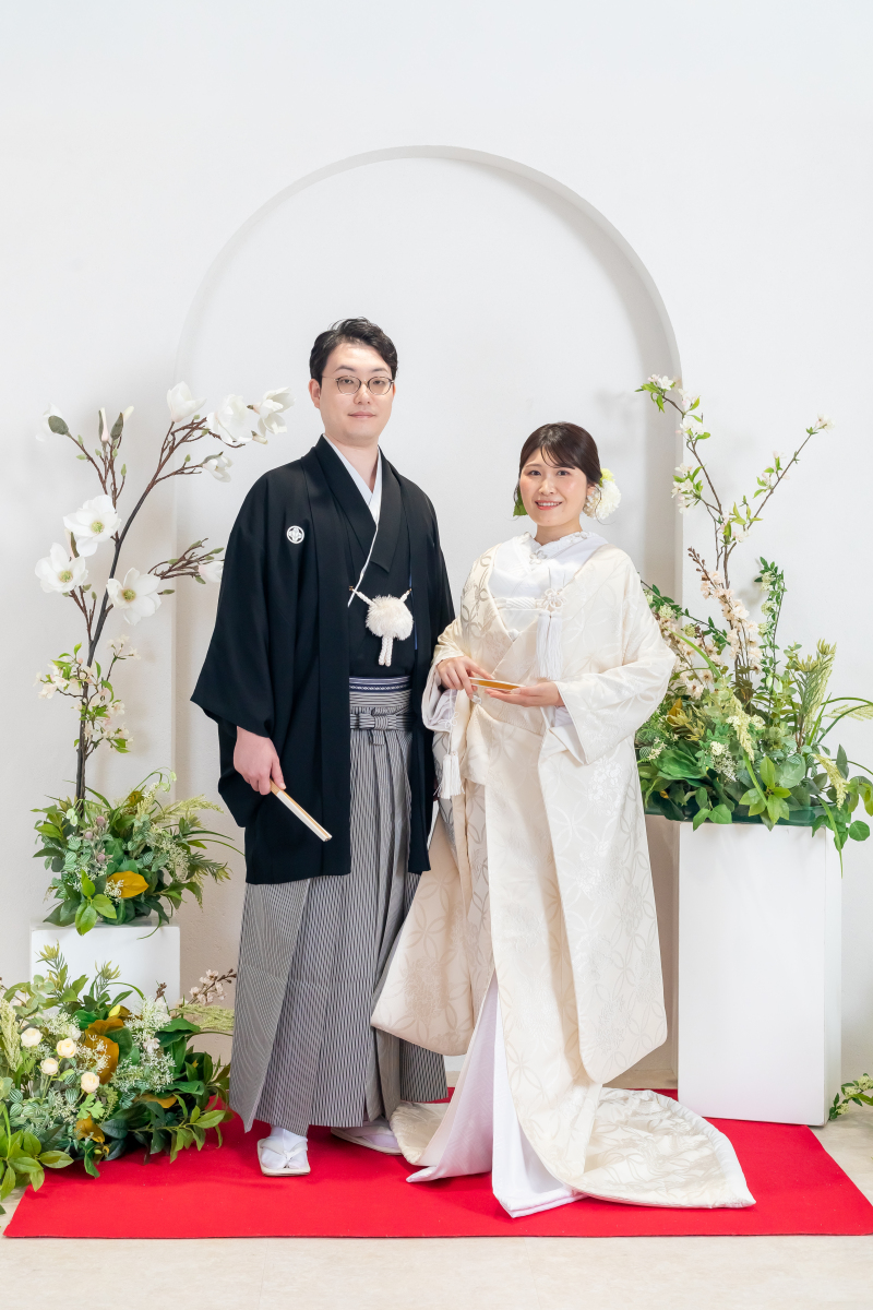 白無垢と紋付袴 お互いへの敬意を込めて一歩ずつ