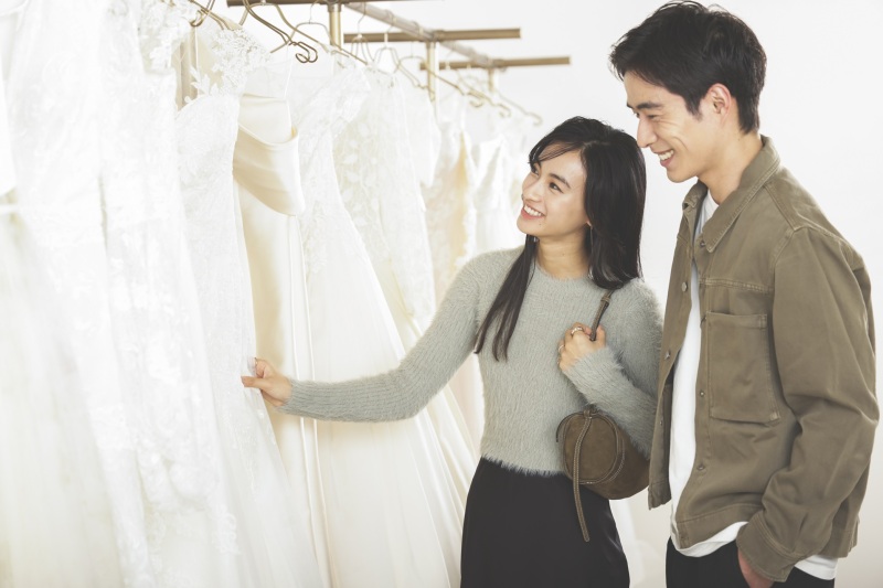 約50着のインポートのドレスをご用意!