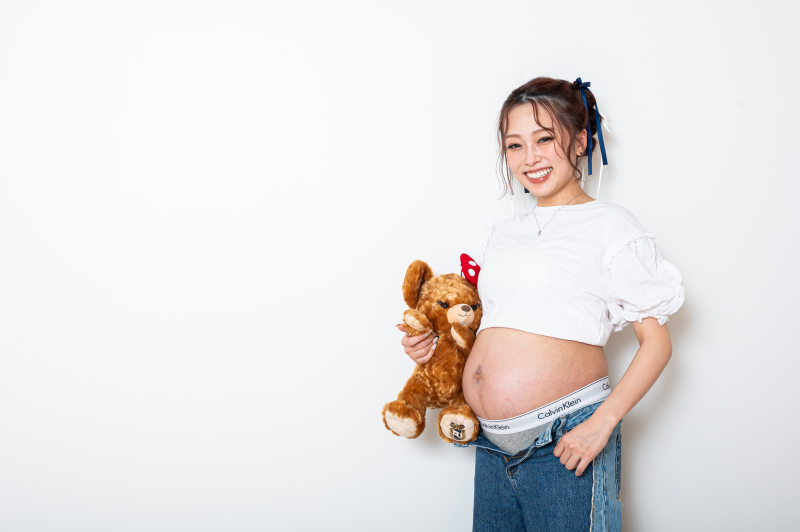 マタニティフォト（スタジオプラン）プロの補正データ付き
