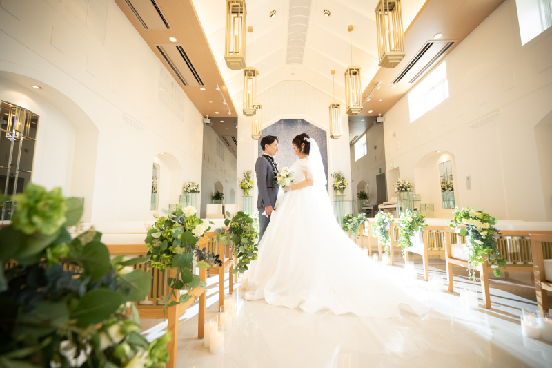 【2026年8月まで撮影】記念シンプル&times;ウェルカムボード付！チャペルorスタジオ定番ショット満足プラン！専属カメラマンにて撮影！