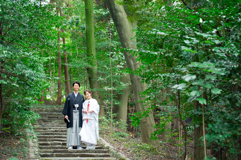 【神社内人気のパワースポット】★男女・夫婦の契りの深い連理木で撮影*会場から10分♪和装ロケーション撮影★