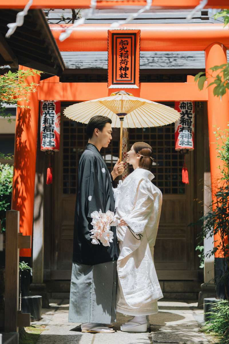 12:30 稲荷神社 和傘ショット
