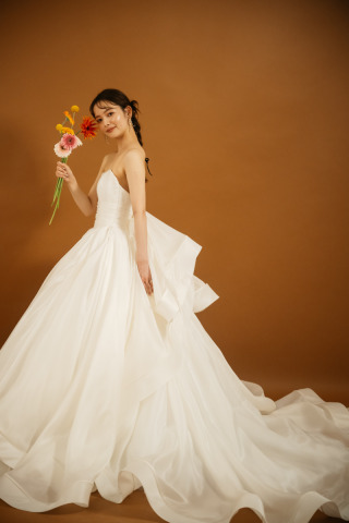 DRESSES STUDIO AOYAMA_スタジオ撮影×洋装