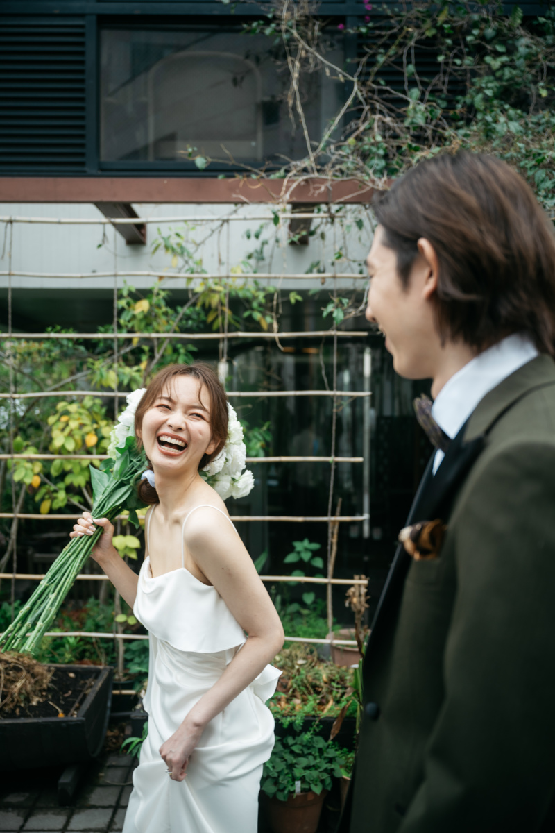 なぜ、そんなに笑ってるの?答えは動画の中にあります