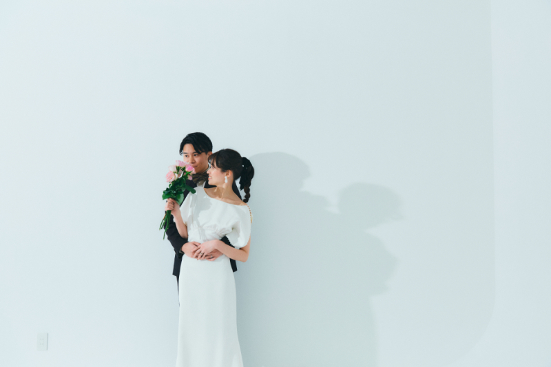 迷ったらどちらも着られる!贅沢2着ドレスのフォトプラン(新婦洋装2着・新郎洋装1着)