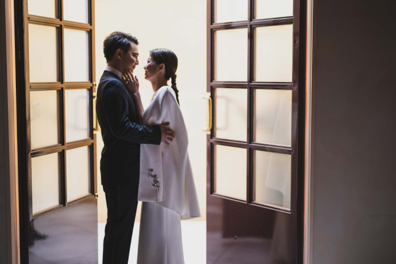 迷ったらどちらも着られる!贅沢2着ドレスのフォトプラン(新婦洋装2着・新郎洋装1着)