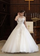 ウェデングドレス