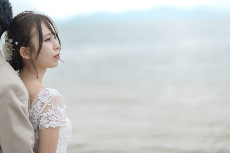 揺らぐ髪と優しい目線。。